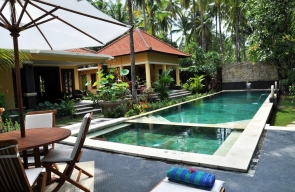 Bali au Naturel Zwembad