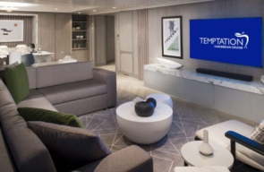 Temptation Cruise 2022 Penthouse Suite Woongedeelte