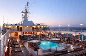Zwembad Desire Greek Islands Cruise augustus 2023